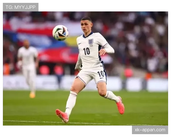 厄德高与福登：英超技术型中场的组织与推进方式对比